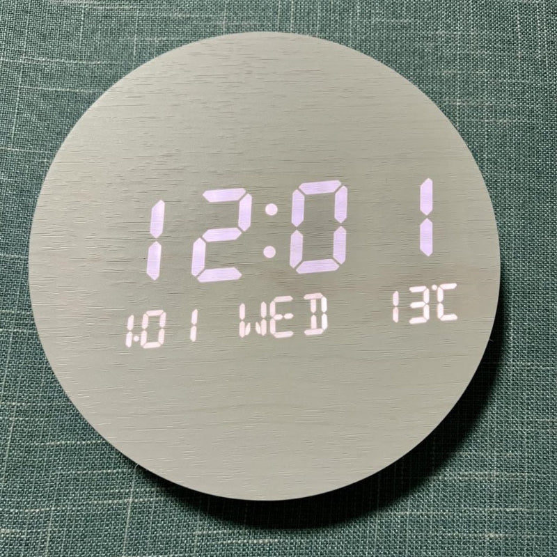 Elegant LED Vægur med Tydeligt Display og Trådløs Komfort