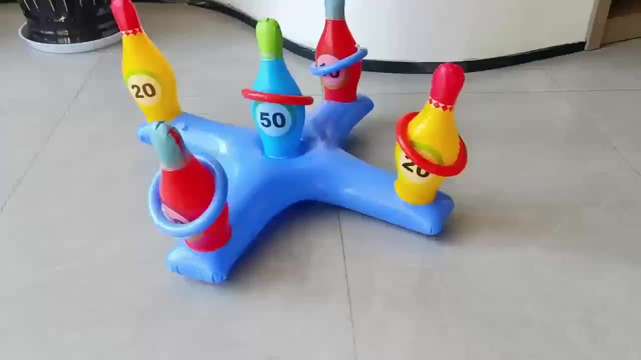 Färgglatt uppblåsbart bowlingset för vattenlek