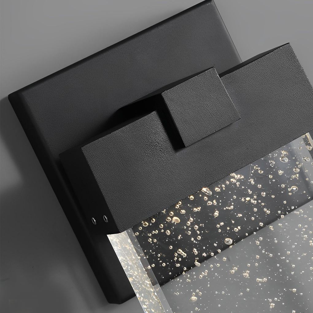 Udendørs Væglampe i Krystal – Moderne og Vandtæt Elegance