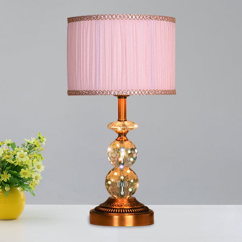 Elegant Bordlampe i Krystal med Moderne Kegleform