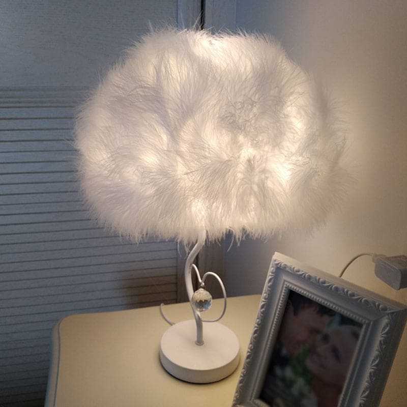 Romantisk Bordlampe med Blødt Lys og Sky-Inspireret Design