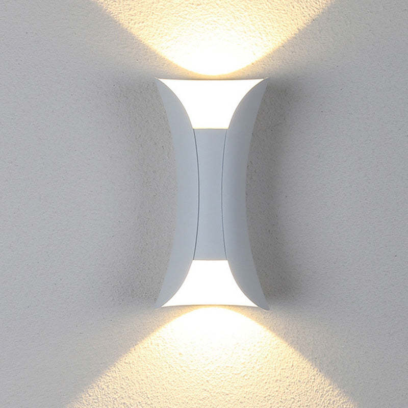 Vandtæt LED Udendørs Væglampe i Aluminium – Stilrent Design