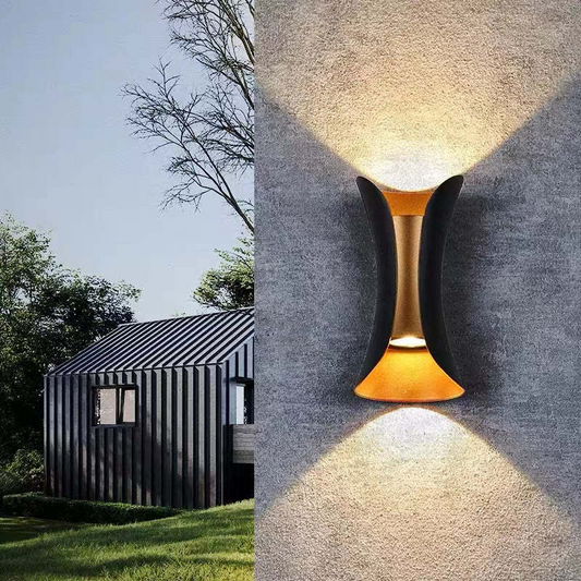 Vandtæt LED Udendørs Væglampe i Aluminium – Stilrent Design