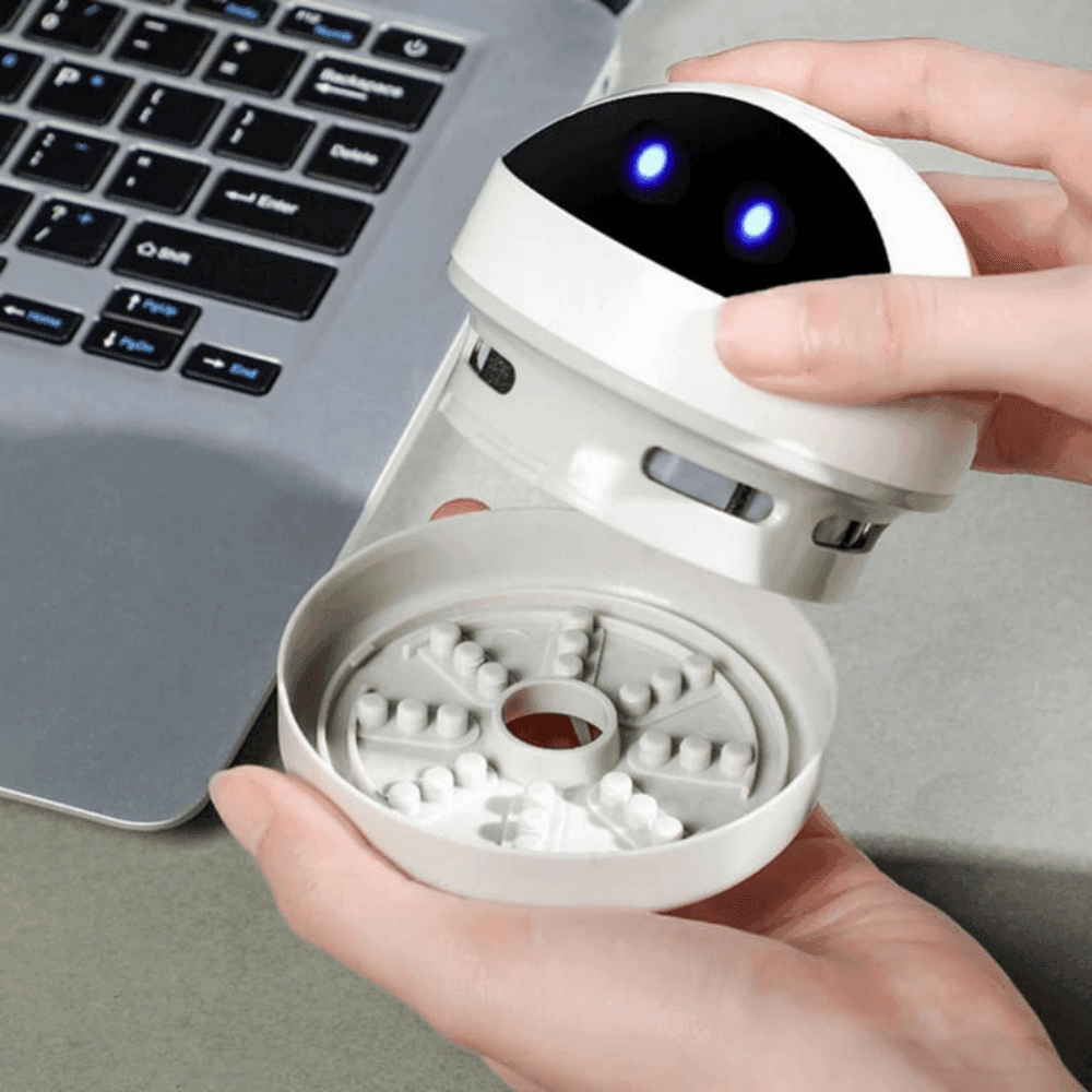 Effektiv Mini Skrivebordsstøvsuger – USB Opladelig til Hurtig Rengøring