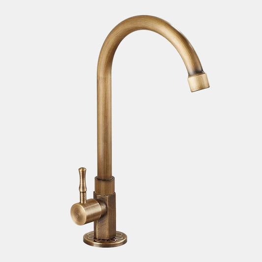 Antik Messing Køkkenarmatur Med Elegant Svanehals Design