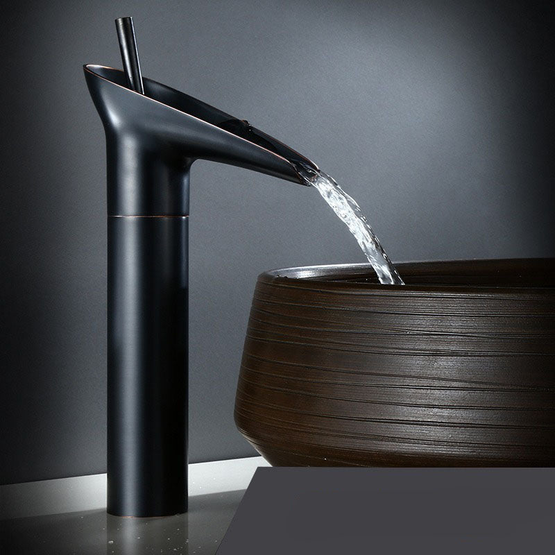 Antik Vandfaldsarmatur til Badeværelse - Elegant Design