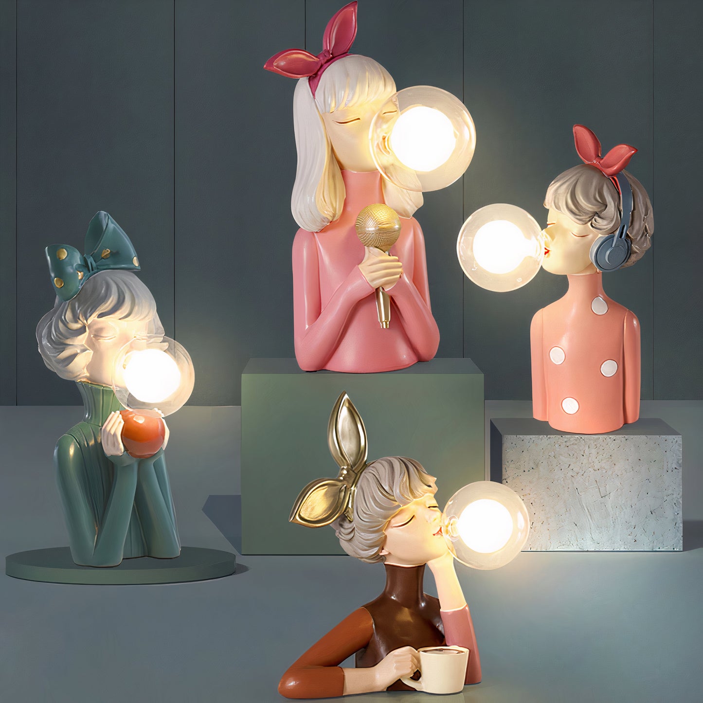 Unik Bordlampe i Kunstnerisk Harpiksdesign med Blødt Lys