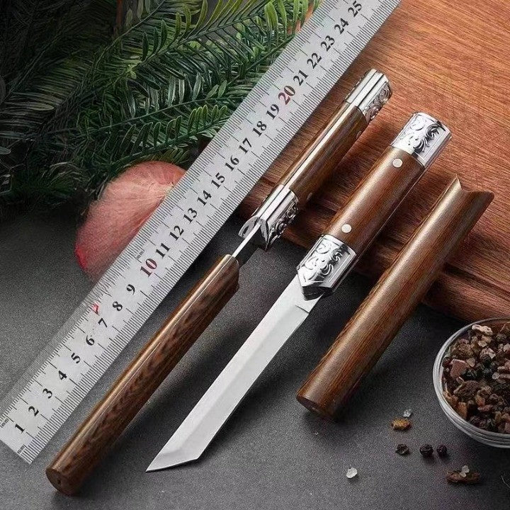 Håndlavet japansk-inspireret utility kniv med trækahåndtag