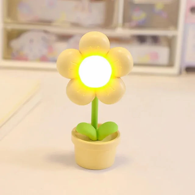 Elegant Blomsterformet Bordlampe med Blid LED Belysning