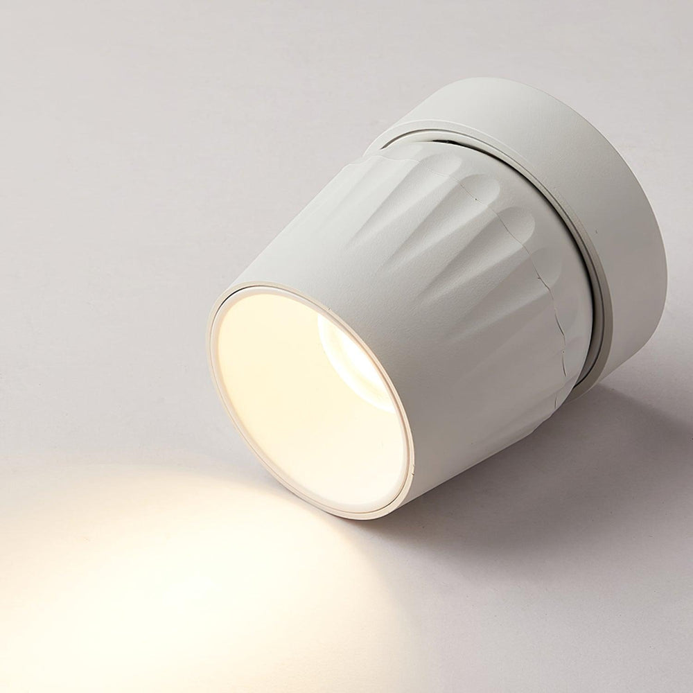 Stilrent Loftspot med Justerbar LED til Effektiv Belysning
