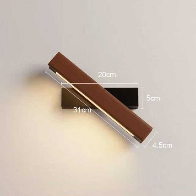 LED-vägglampa i trä för sovrummet med varm belysning