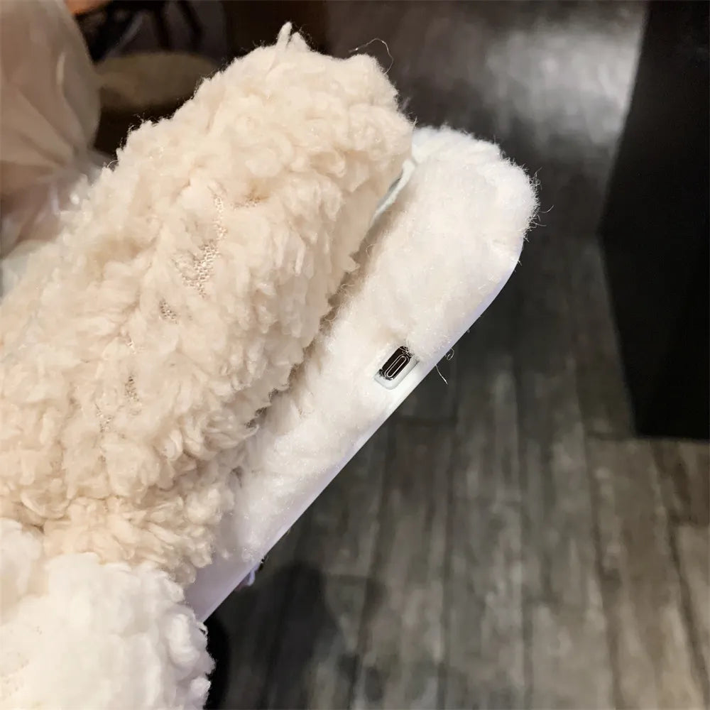 Lunt iPhone Etui med Blødt Pelsdesign