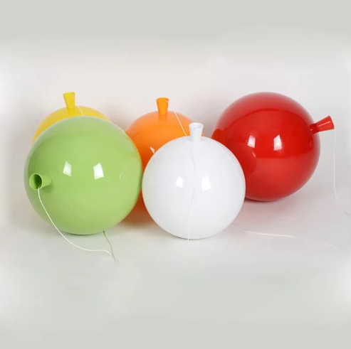 Färgstark Ballong Vägglampa – Skapa Lekfull Stämning med LED