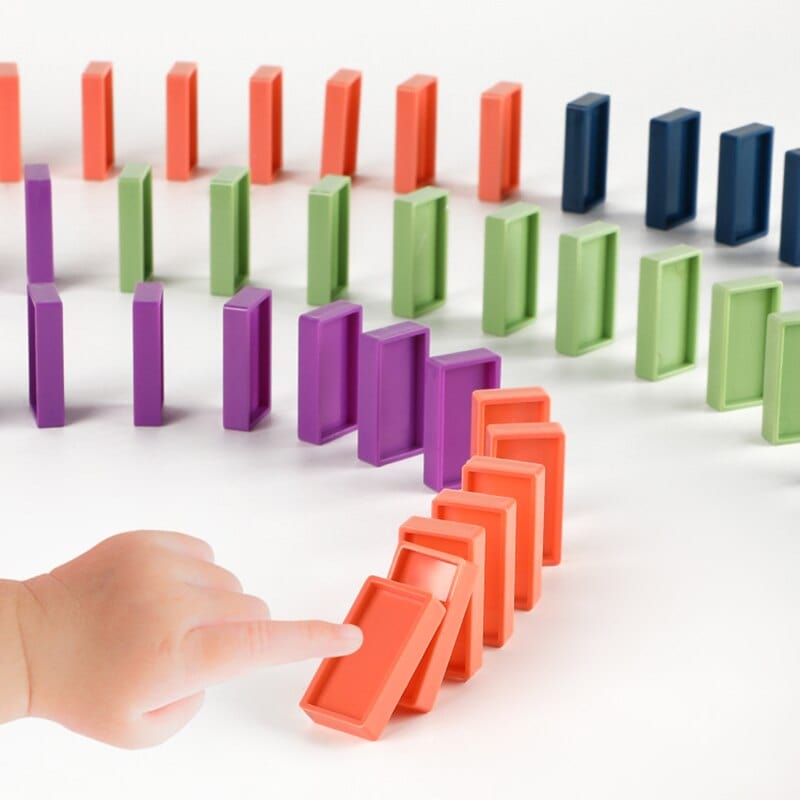 Automatisk Domino Tog med Kreativ Læringsleg for Børn