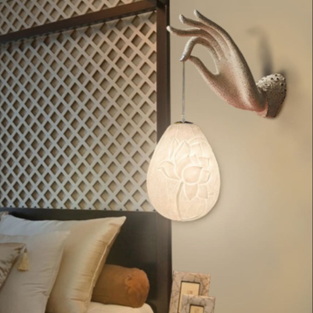 Unik Væglampe med Skulpturalt Design og Blødt Lys