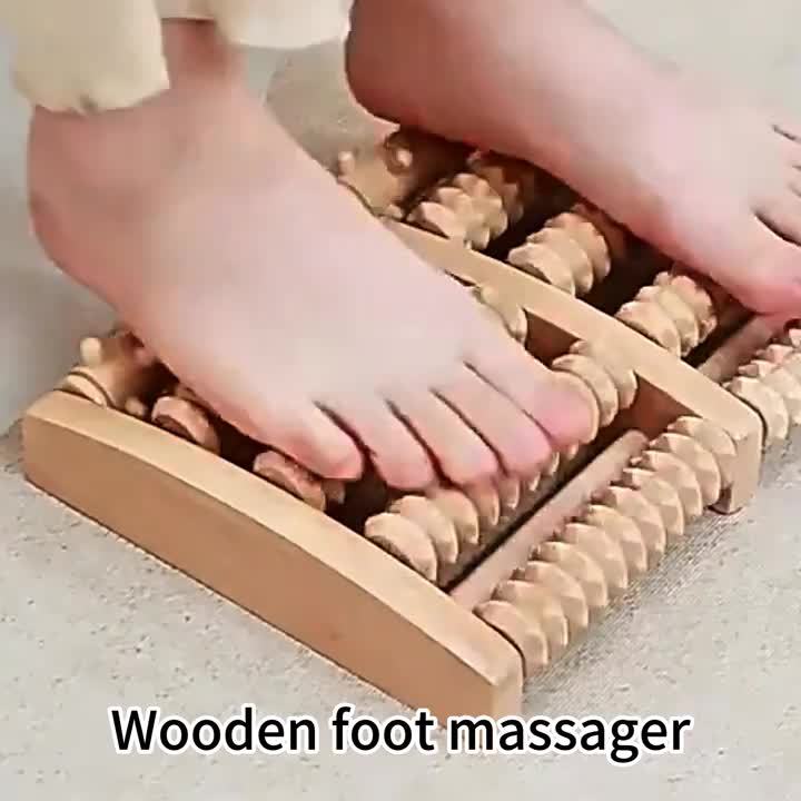 Fodmassagerulle i Naturtræ – Naturlig Luksus og Afslapning