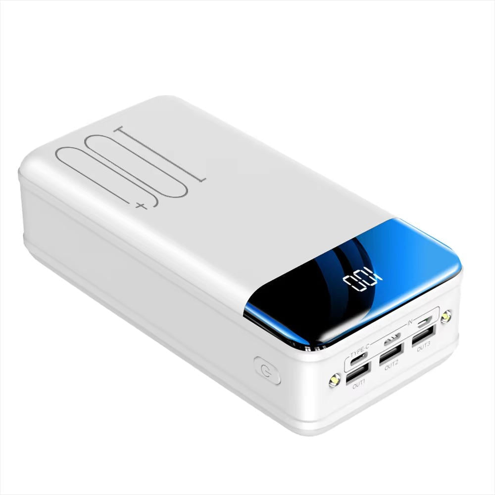 Kraftfull Power Bank med 50 000 mAh – Snabb och praktisk