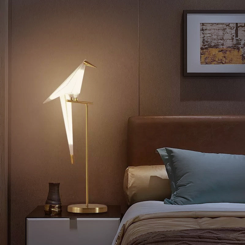 Unik Fuglelampe i Guld med Varme LED-lys til Hjemmet