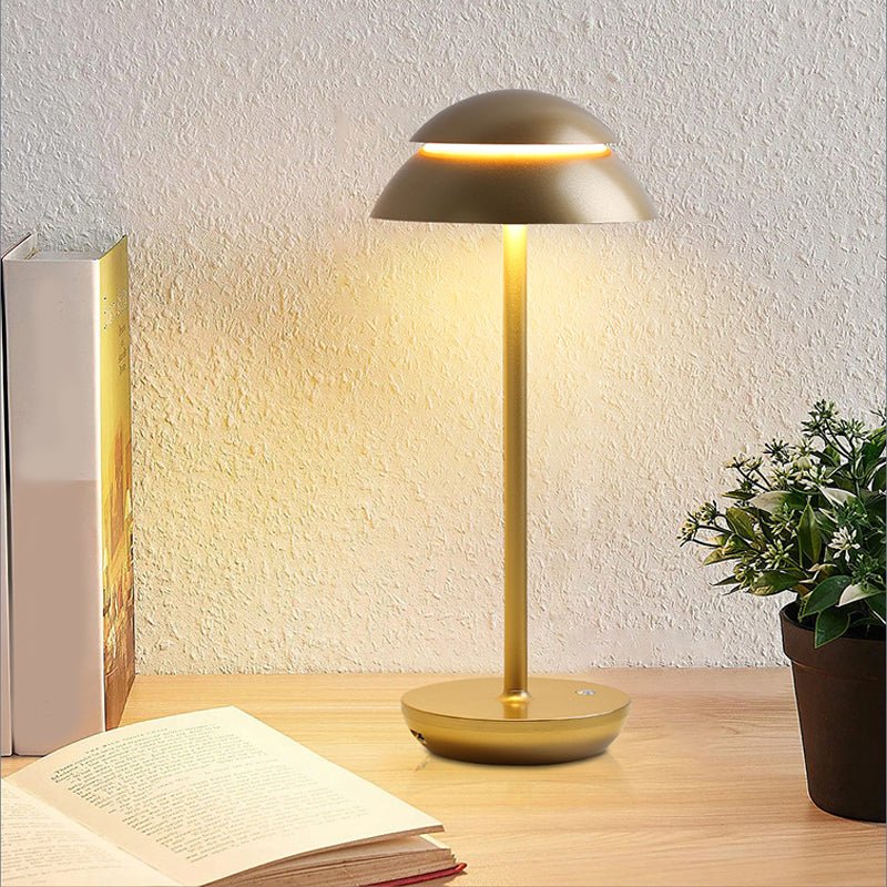 Bärbar LED Bordslampa – Uppladdningsbar och Trådlös Frihet