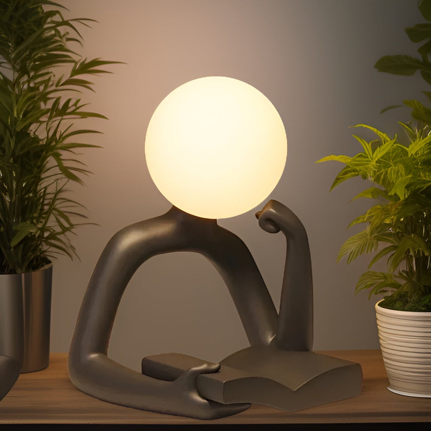 Trådlös bordslampa med justerbart ljus och elegant design