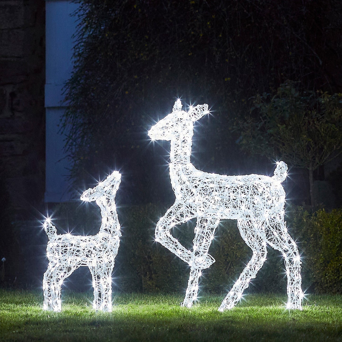 Julebelysning i Akryl: Elegante Rensdyr med LED Lys