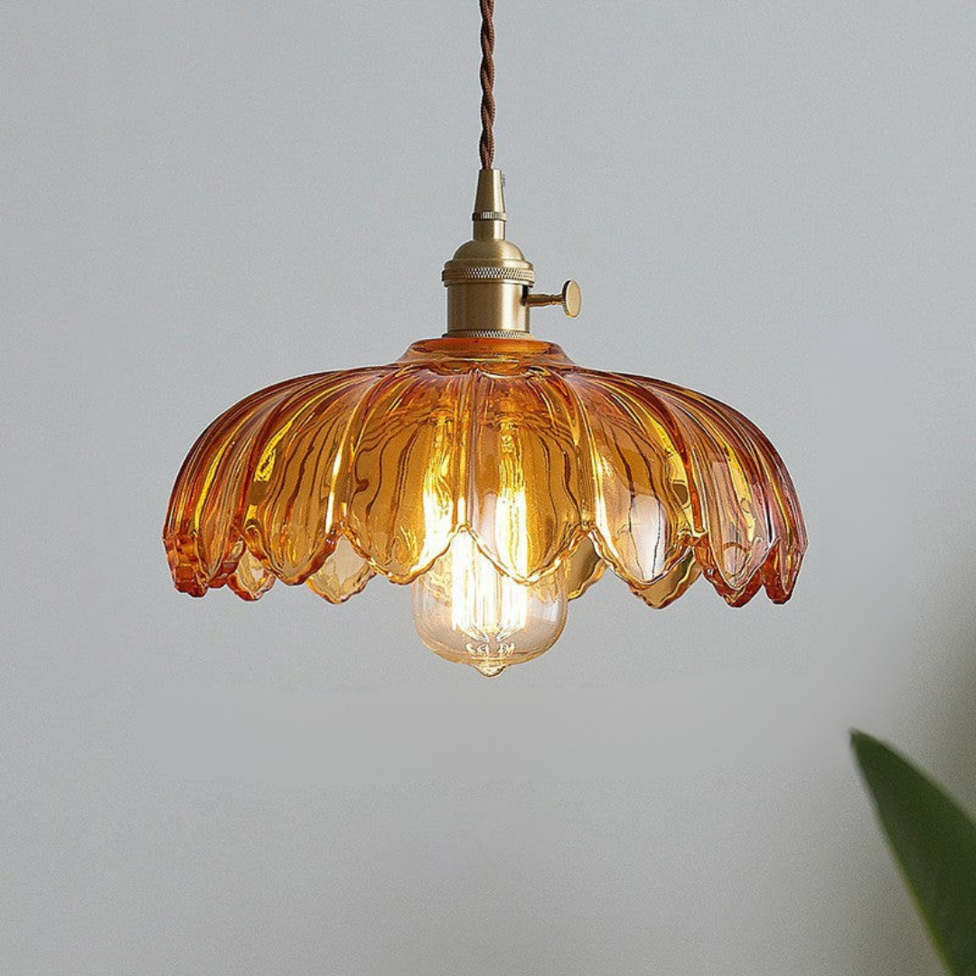 Unik Glaspendel med Vintage Blomsterdesign til Dit Hjem