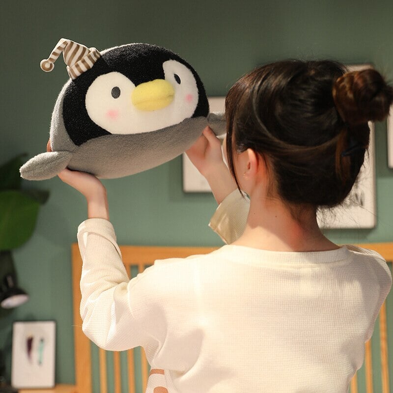 Kawaii Pinguin Plüschtier – Søde Freckles i Fluffy Design