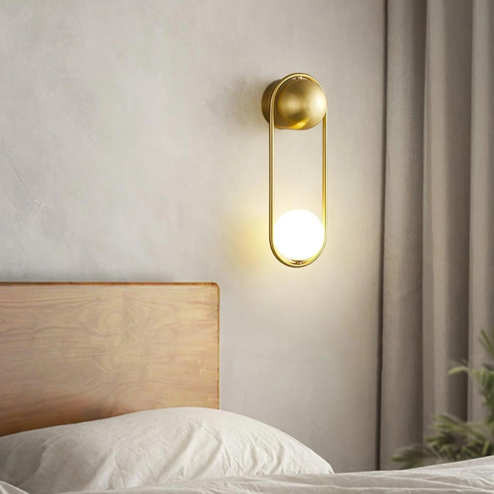 Elegant LED Væglampe i Metal - Skab Luksuriøs Atmosfære