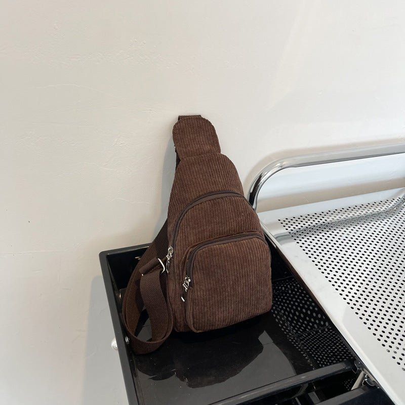 Elegant Crossbody Taske i Cord med Praktiske Rum