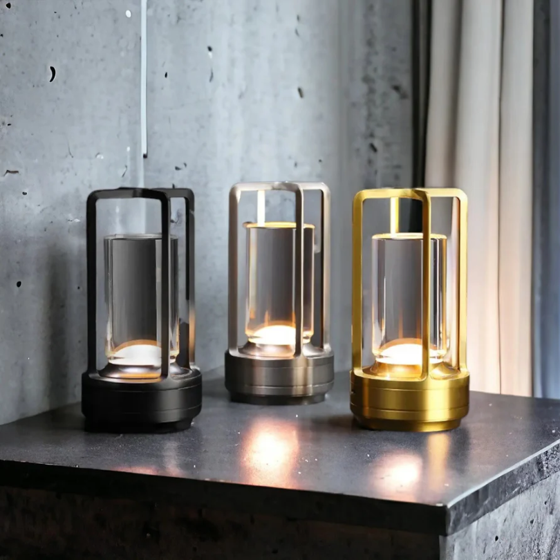 Trådløs LED Bordlampe – Elegant Skandinavisk Design