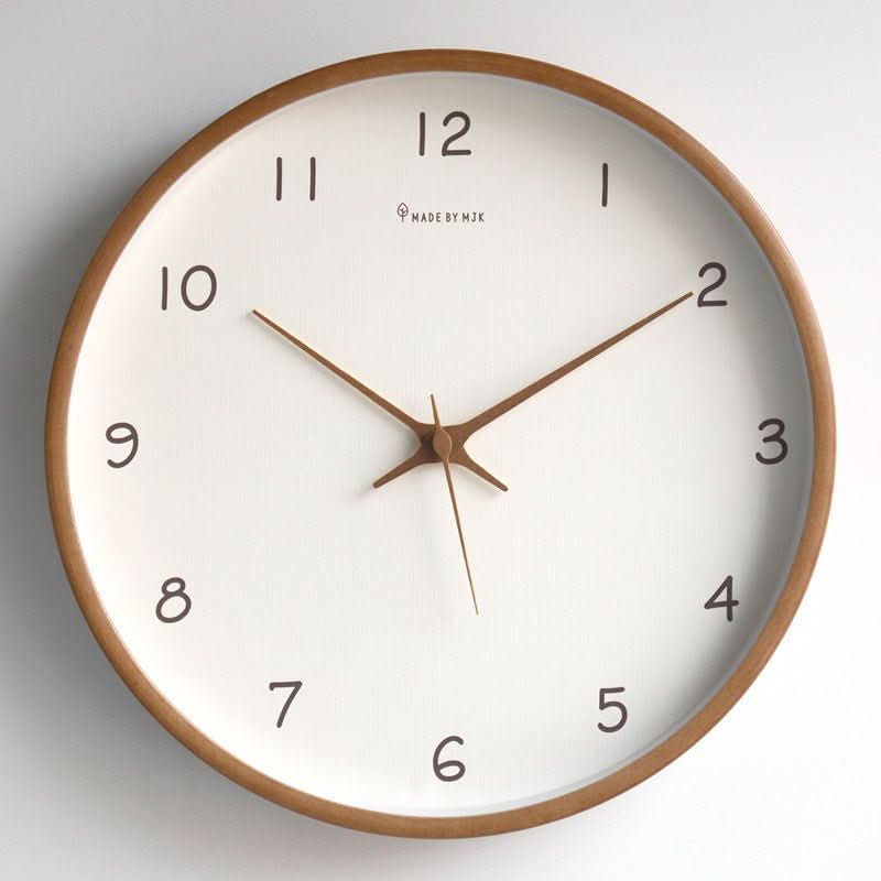 Stille Vægur i Massivt Træ – Analog Design