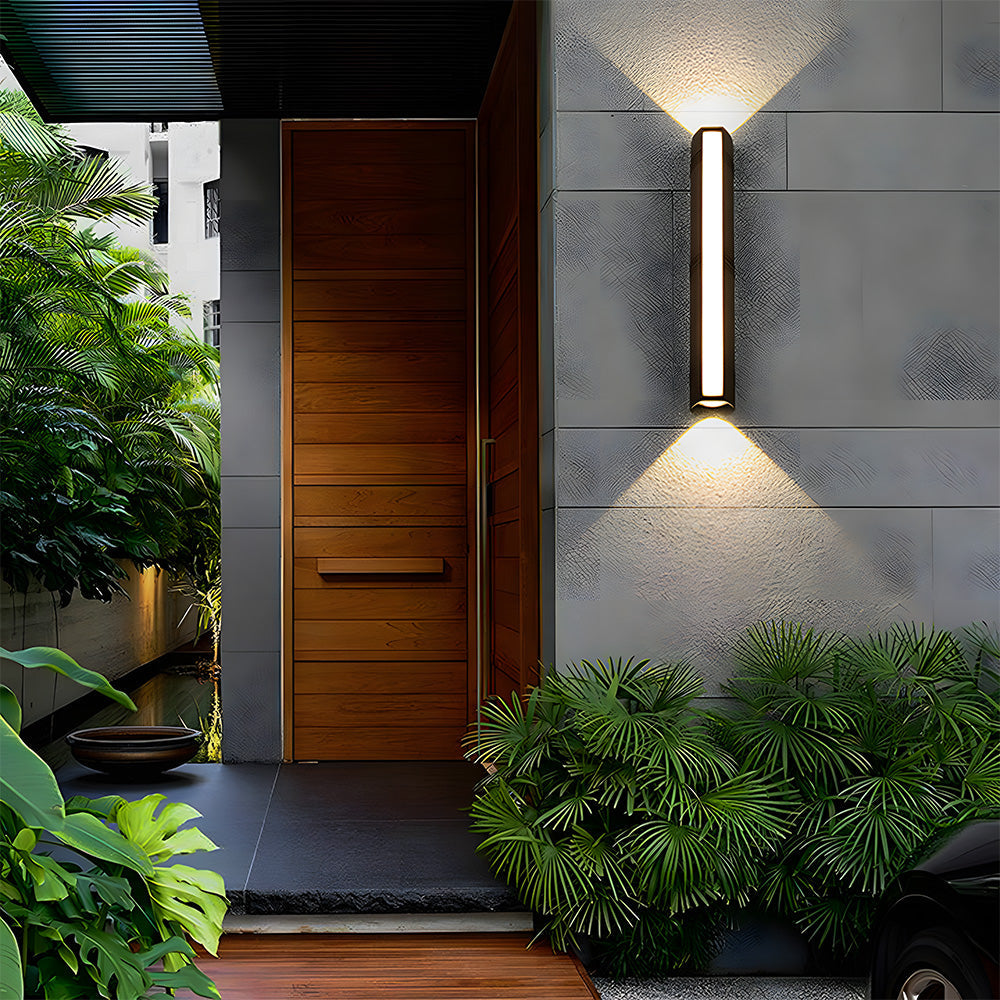 Vandtæt LED Udendørslampe med Moderne Design