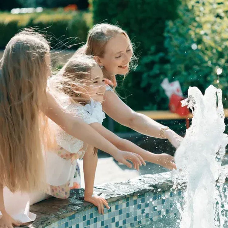 Elegant vattenpump för trädgården | Hållbar pump med utbytbara munstycken
