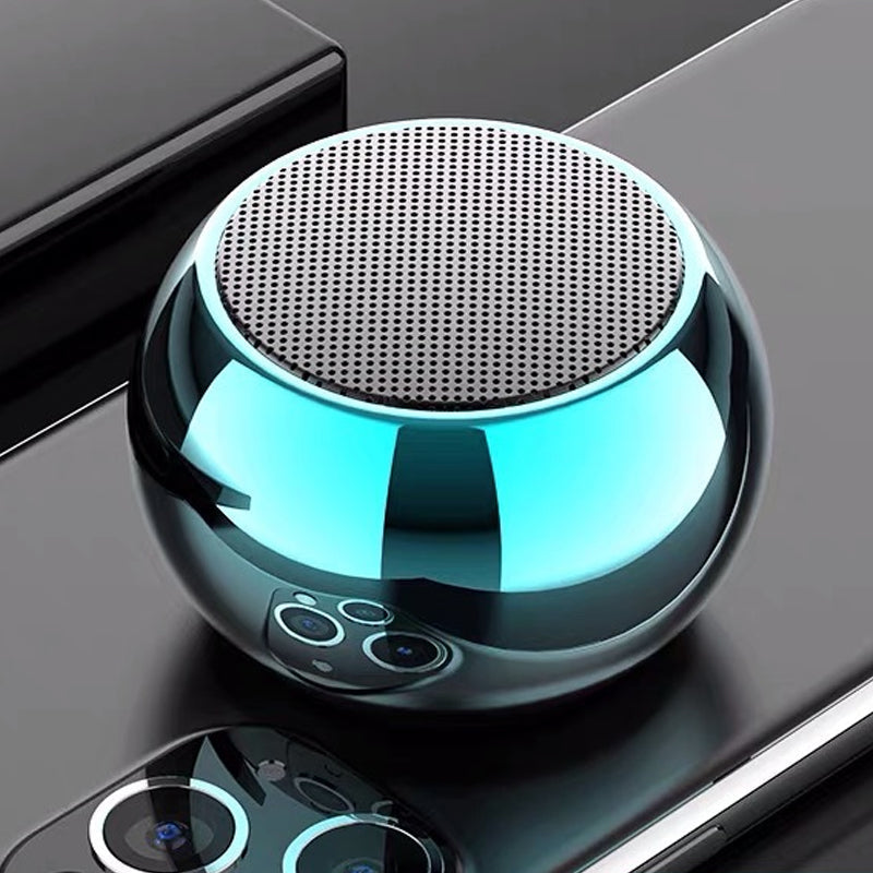 Kompakt Bluetooth-högtalare med 360° HiFi-ljud och 16 timmars batteri