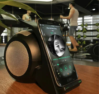 Trådløs Hurtig Oplader med Bluetooth Højttaler og Vækkeur – Qi Kompatibel