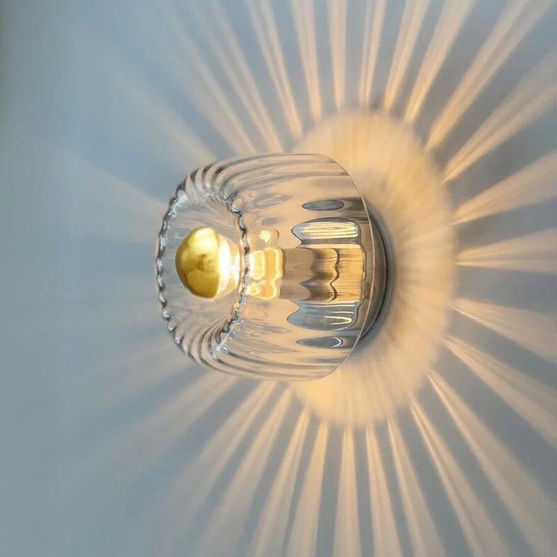 Stilfulde Glas Væglamper med Nordisk Design