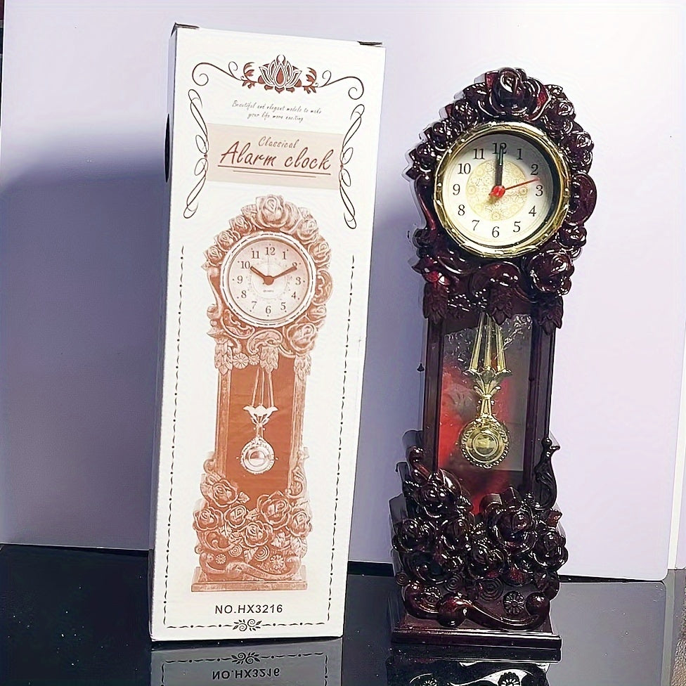 Elegant vintage penduluru med blomster – atmosfærisk dekoration til stuen eller kontoret