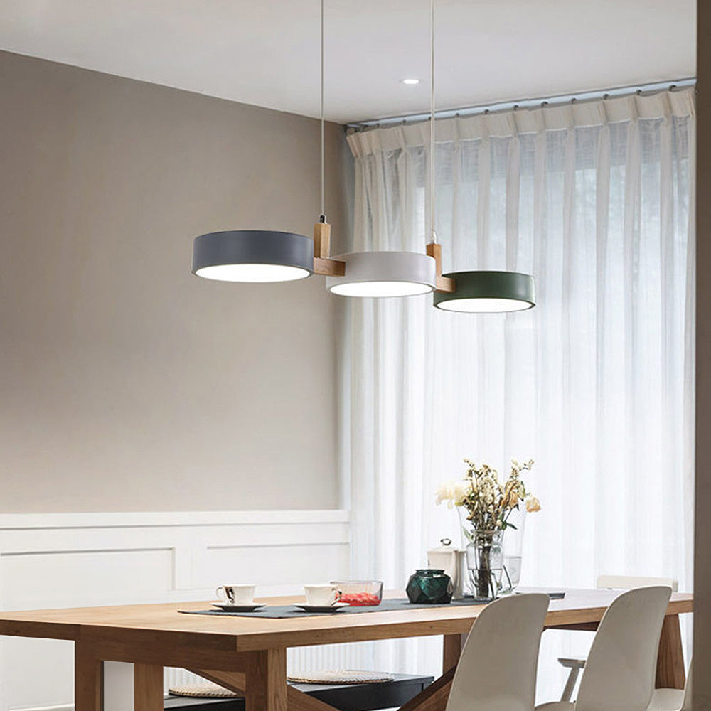 Moderne Loftslampe i Metal med Nordisk Design