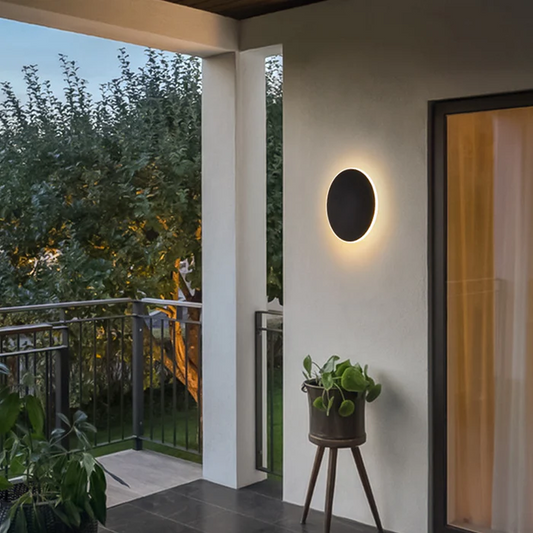Elegant rund LED-vägglampa för utomhusbruk