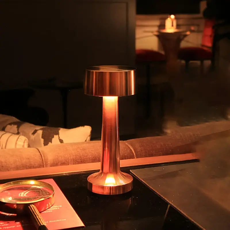 Stilfuld Retro Bordlampe med Justerbart LED-lys