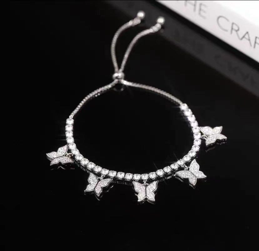 Armbånd med sommerfugledesign