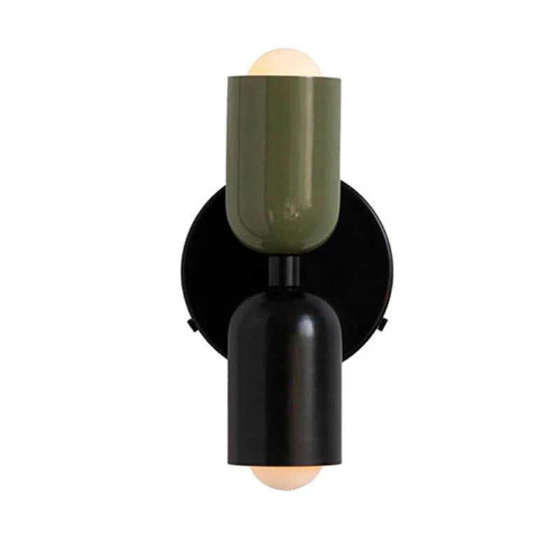 Elegant vintage vägglampa med dubbla ljus till det moderna hemmet