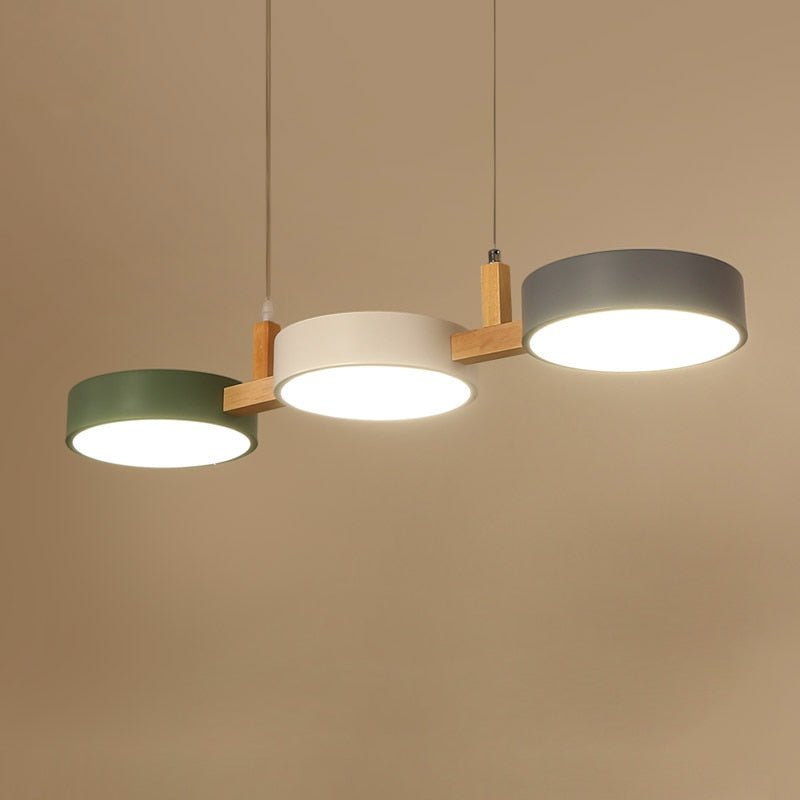 Moderne Loftslampe i Metal med Nordisk Design