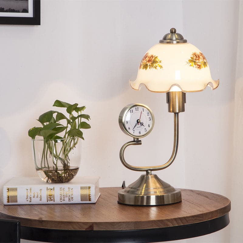 Blomformad Bordslampa med Lantlig Elegans och Mysbelysning