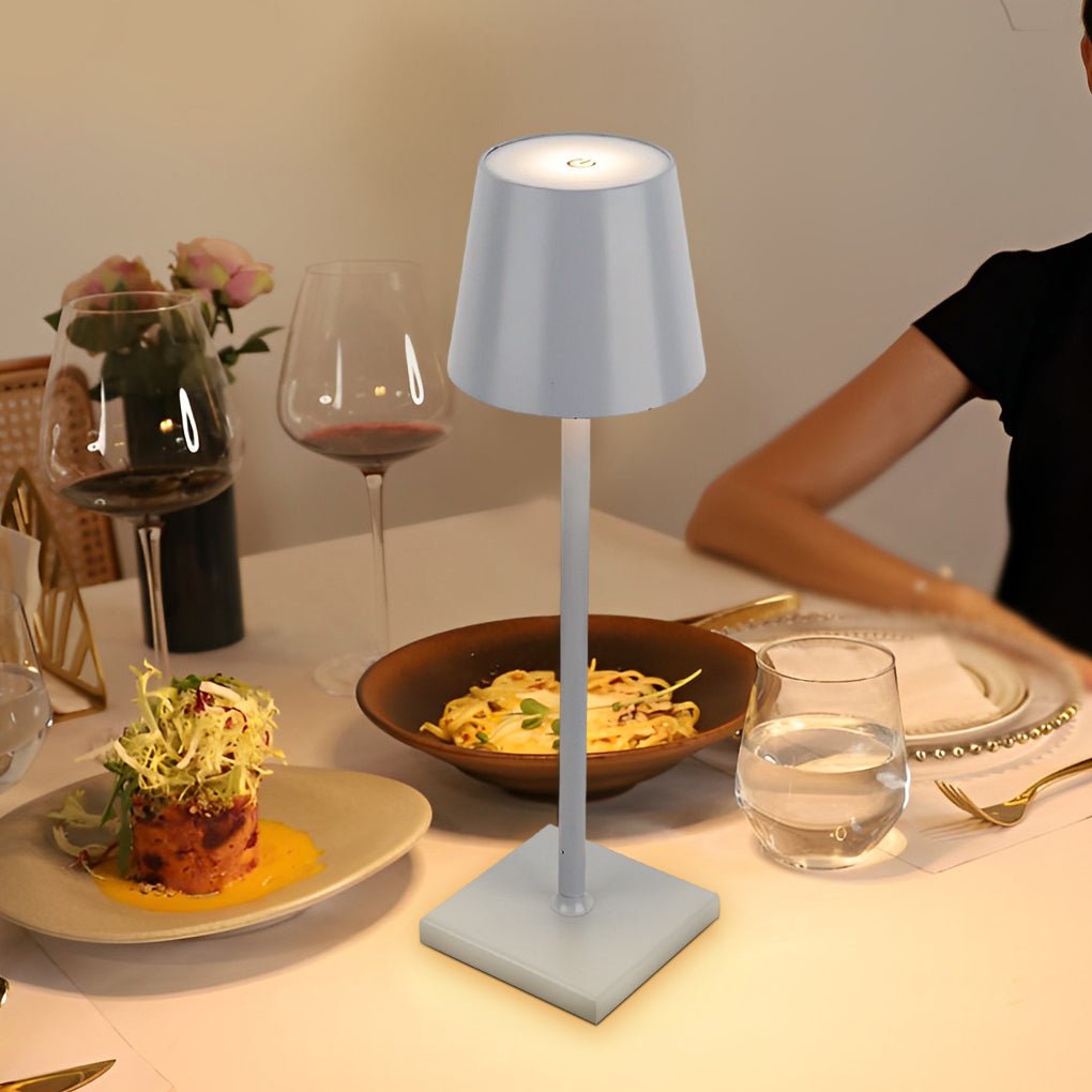 Bordlampe med Touch-Betjening – Elegant og Genopladelig LED