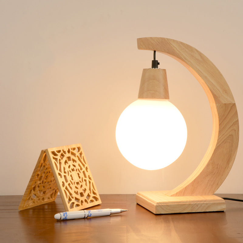 Elegant Armlampe i Skandinavisk Design med Retningsbestemt Lys