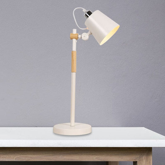 Industriel Bordlampe i Metal – Skab Moderne Hygge