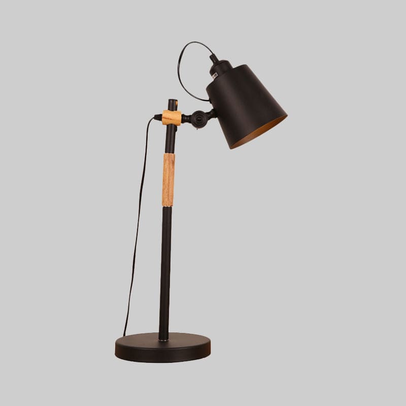 Industriell Bordslampa i Metall – Skapa Modern Myskänsla