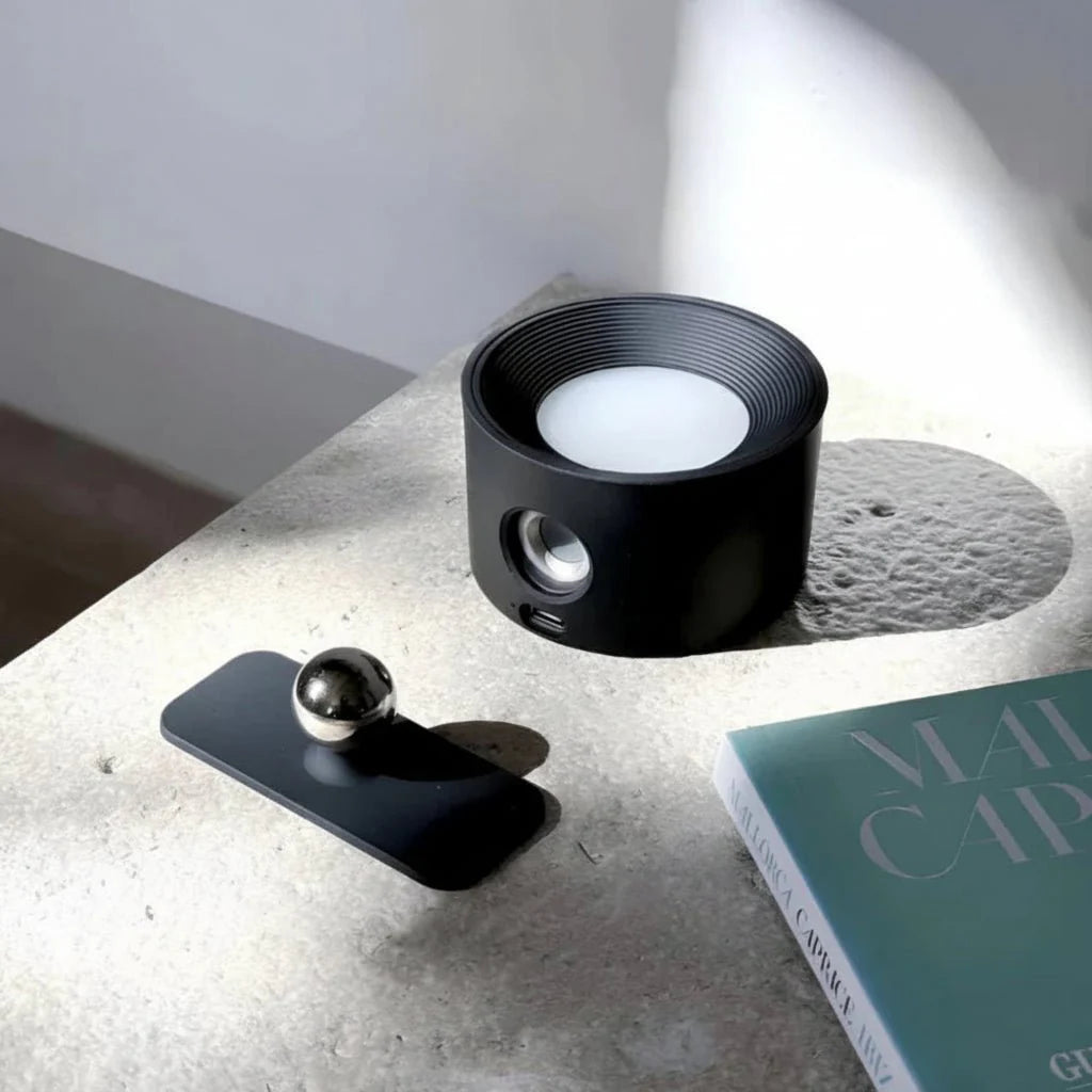 Genopladelig Trådløs Væglampe med 360° Rotation og Justerbar Lys