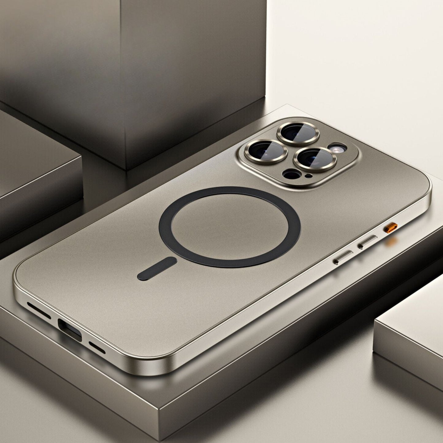 Slank beskyttelse til iPhone med magnetisk metalcover